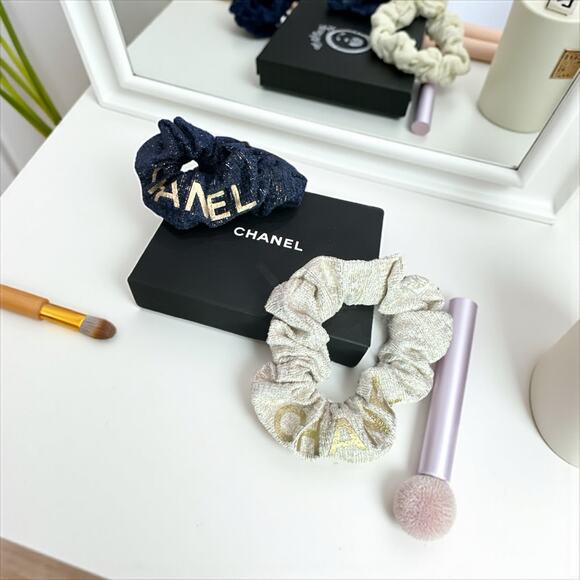 Chanel Beaute Hair Scrunchies Set of 2 - Picture 3 of 3